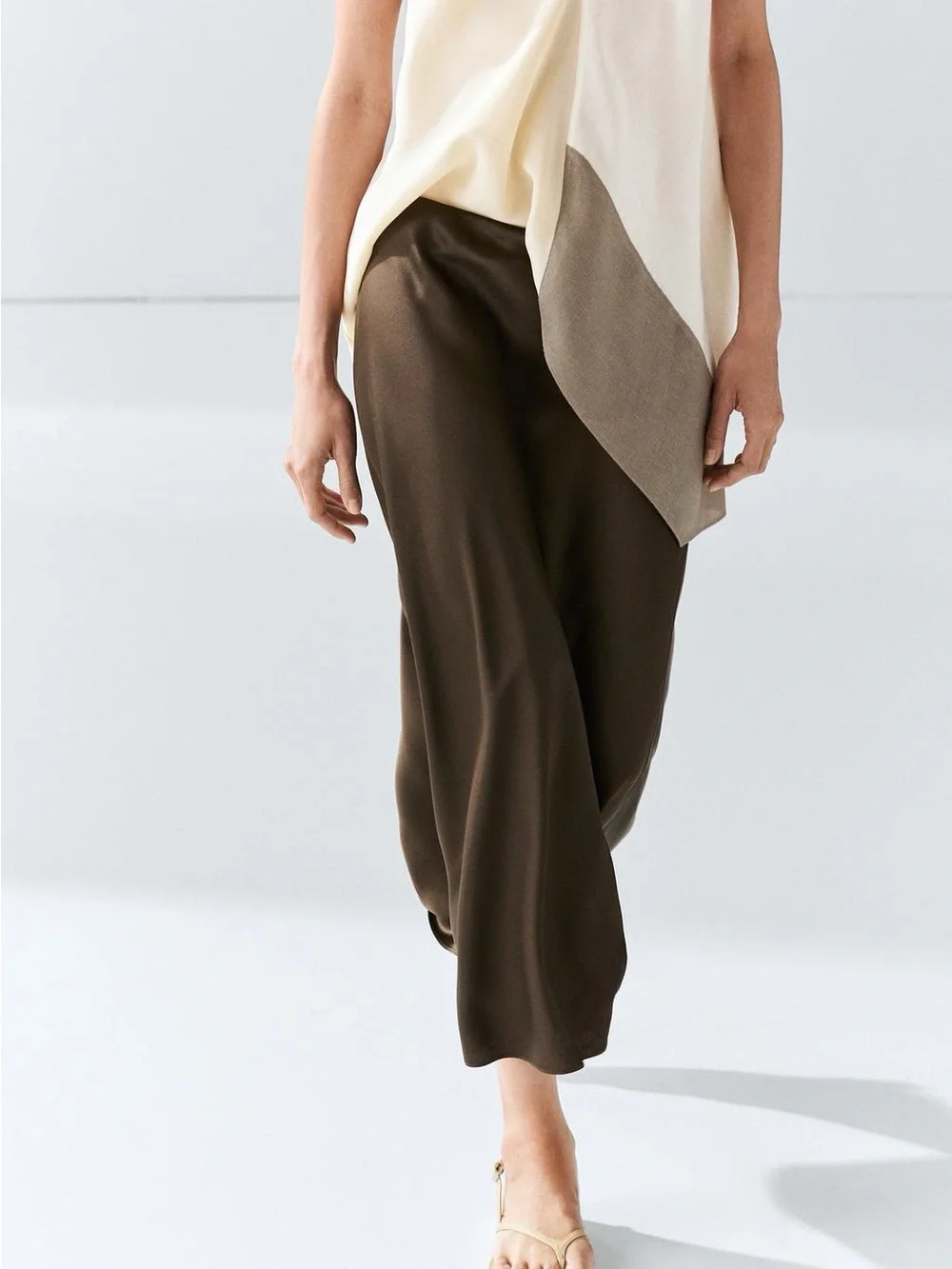 Zara satin flowing skirt in brown size medium